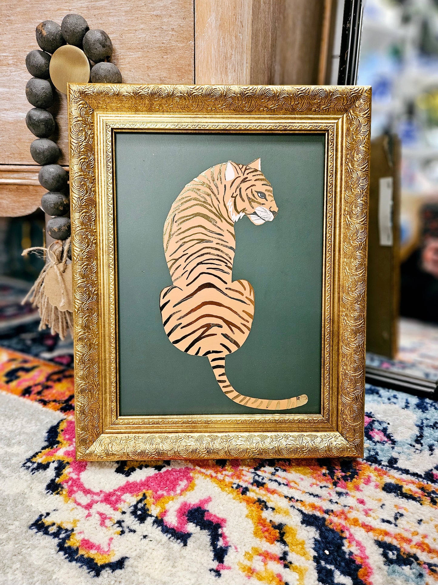 Metallic Sitting Tiger Print