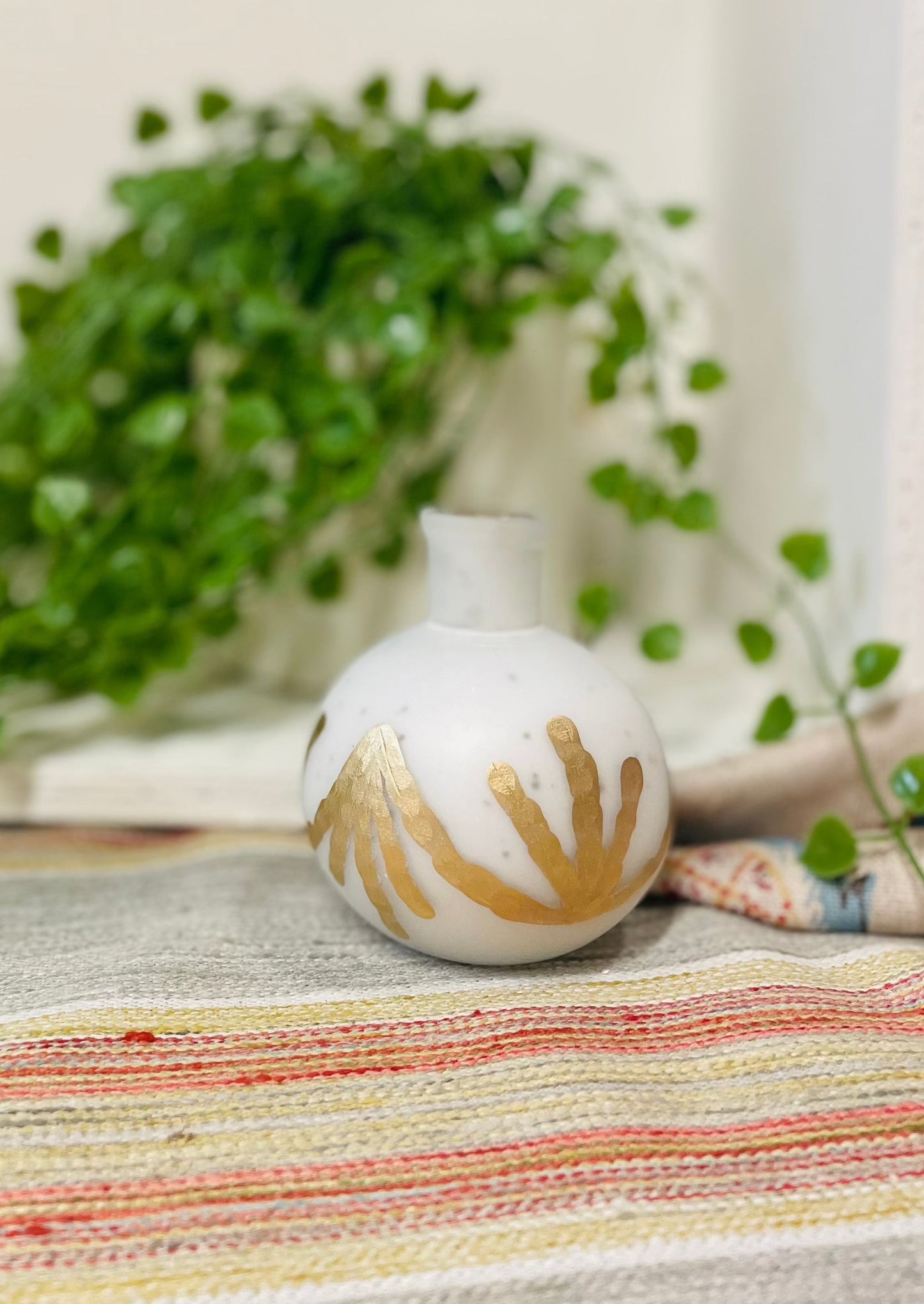 Goldie Turnip Vase